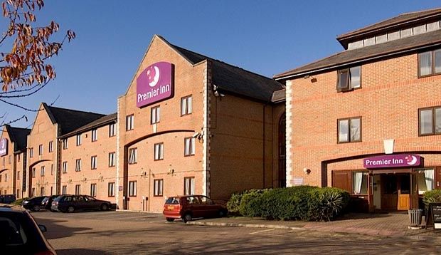 Premier Inn Guildford North - A3 Bagian luar foto